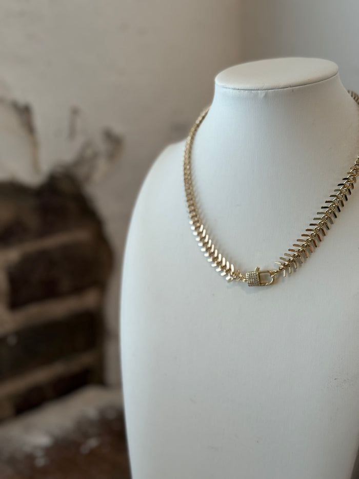 Frisky fishbones glitz