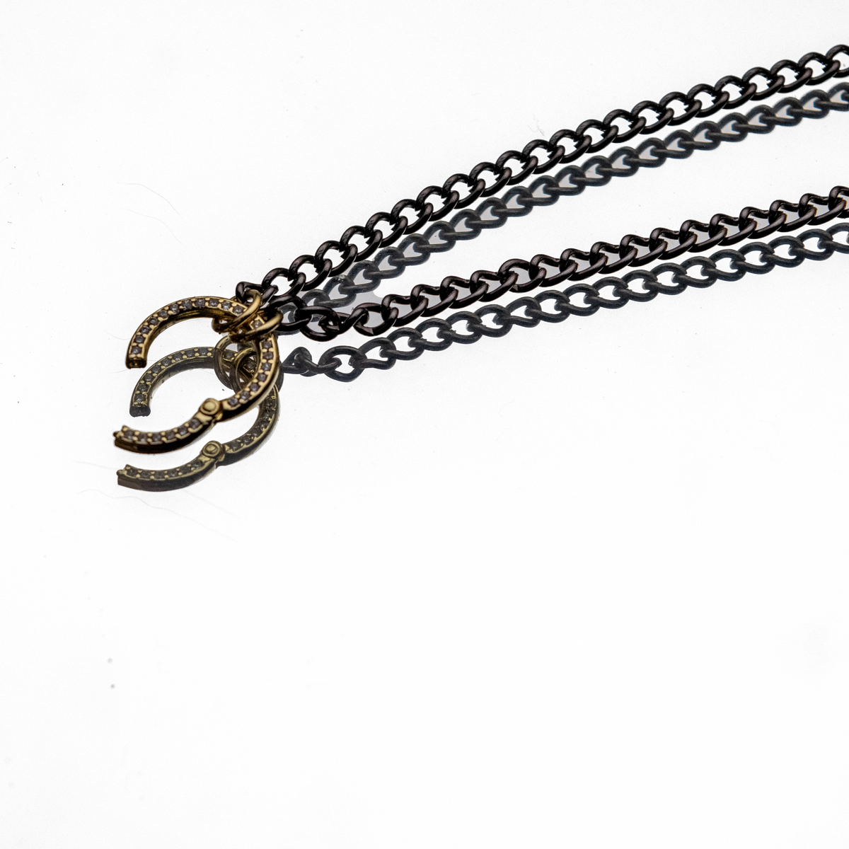 DOUBLE TAKE CHAIN