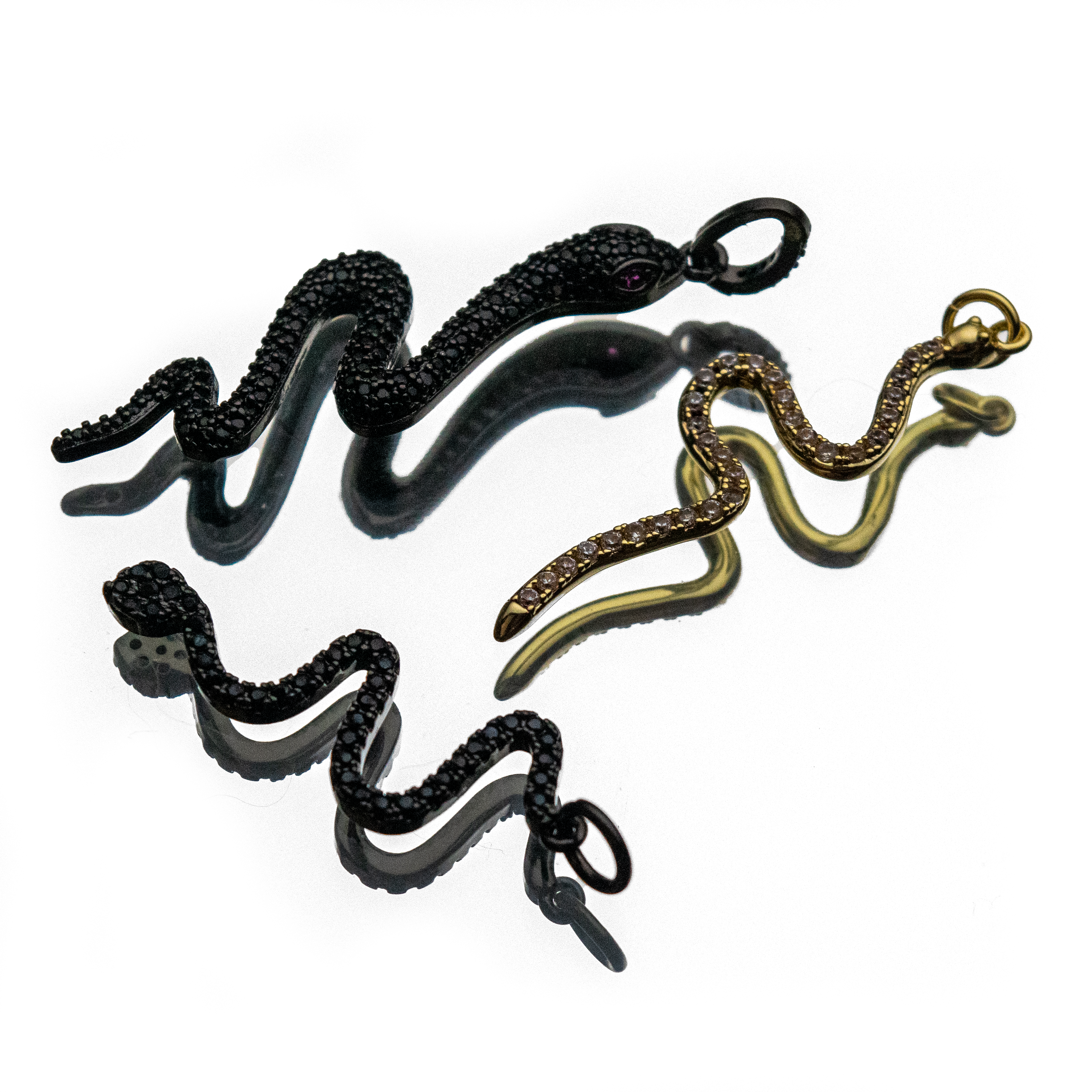 GILDED VIPER CHARM