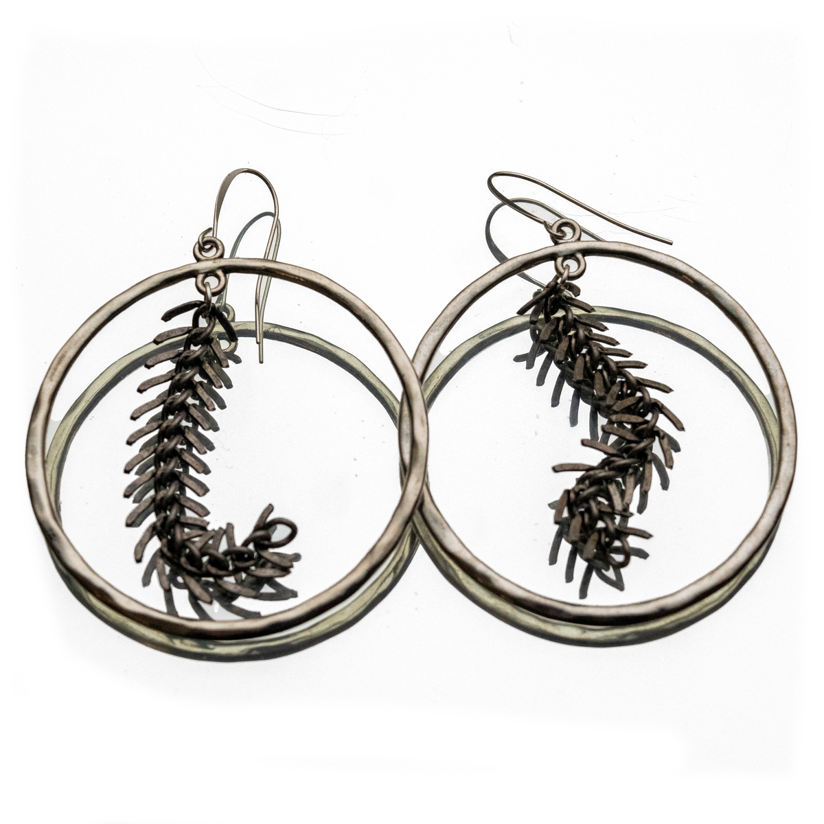 Signature Hoop with Chainmail Detail